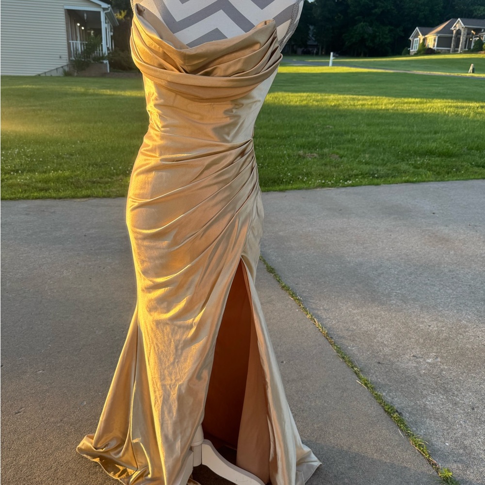 Elegant Gold Evening Gown
